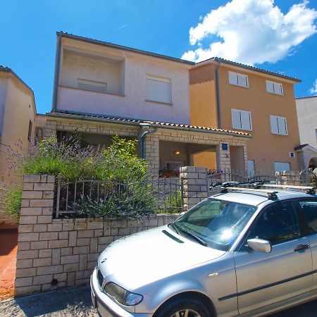Apartments Mladen 1588 Pola Esterno foto