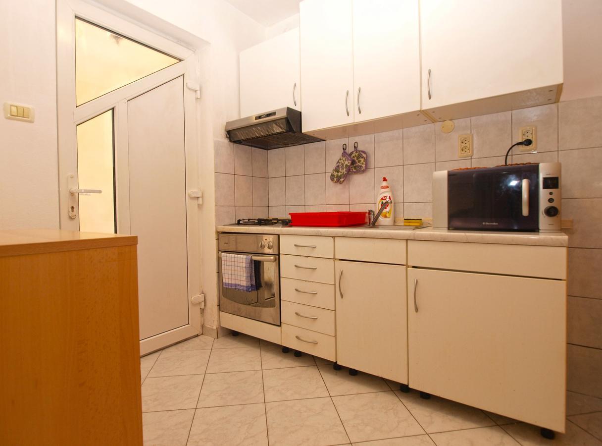 Apartments Mladen 1588 Pola Esterno foto