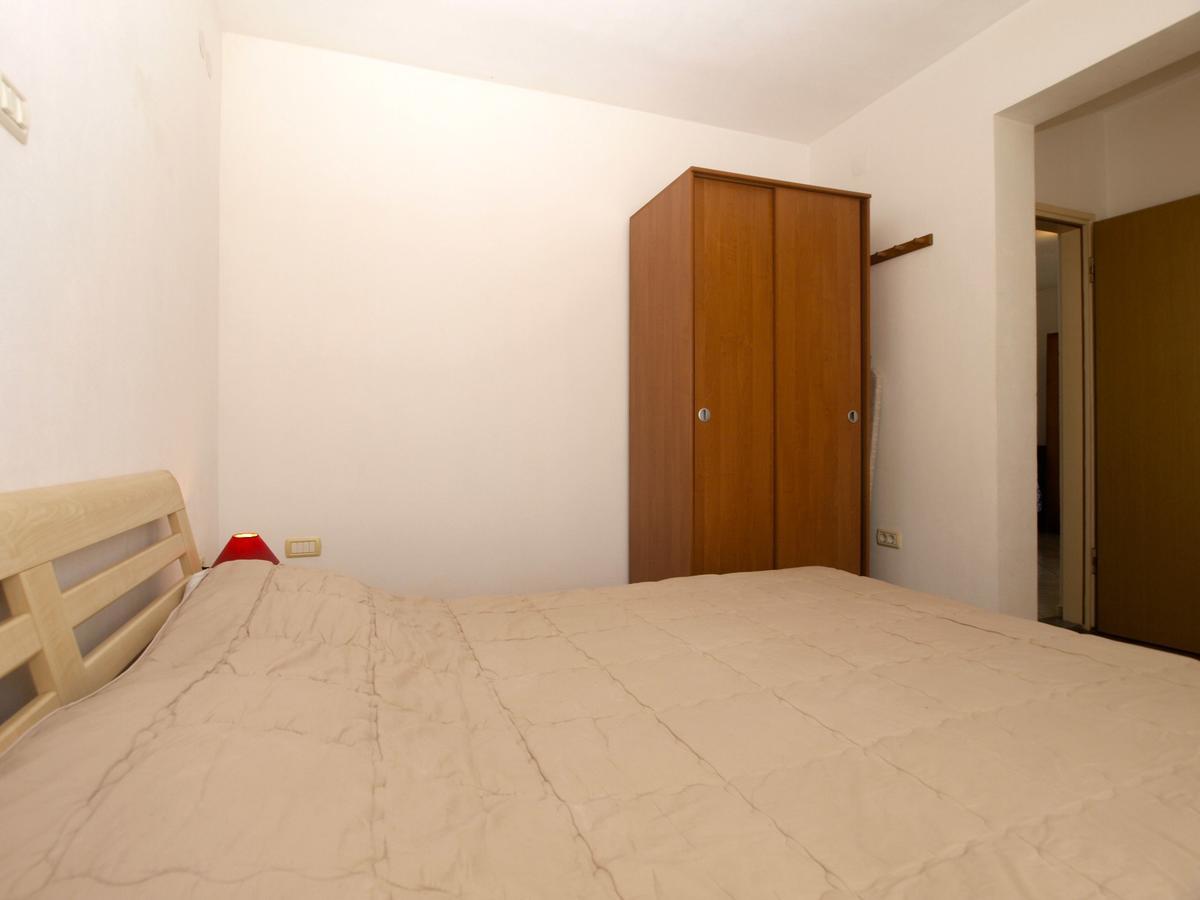 Apartments Mladen 1588 Pola Esterno foto